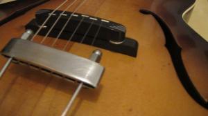 64.Höfner Jazzgitarre (3)